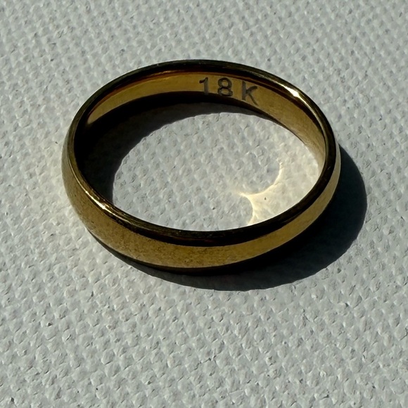 18K Gold Wedding Band Ring Stainless Steel - Picture 7 of 12